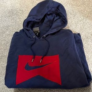 Men’s medium Nike hoodie